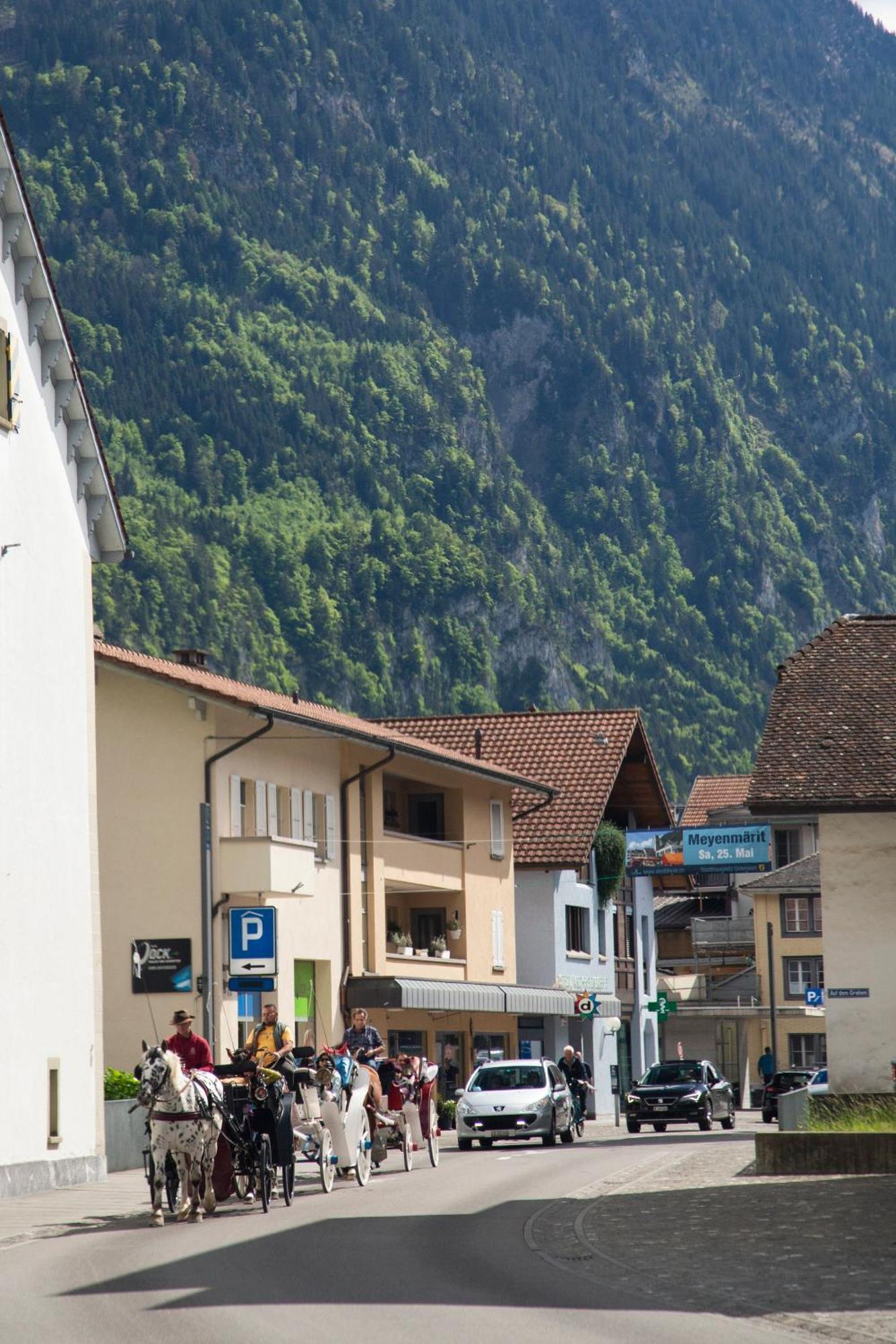 Nimbuzzz Apartments Unterseen Exterior foto