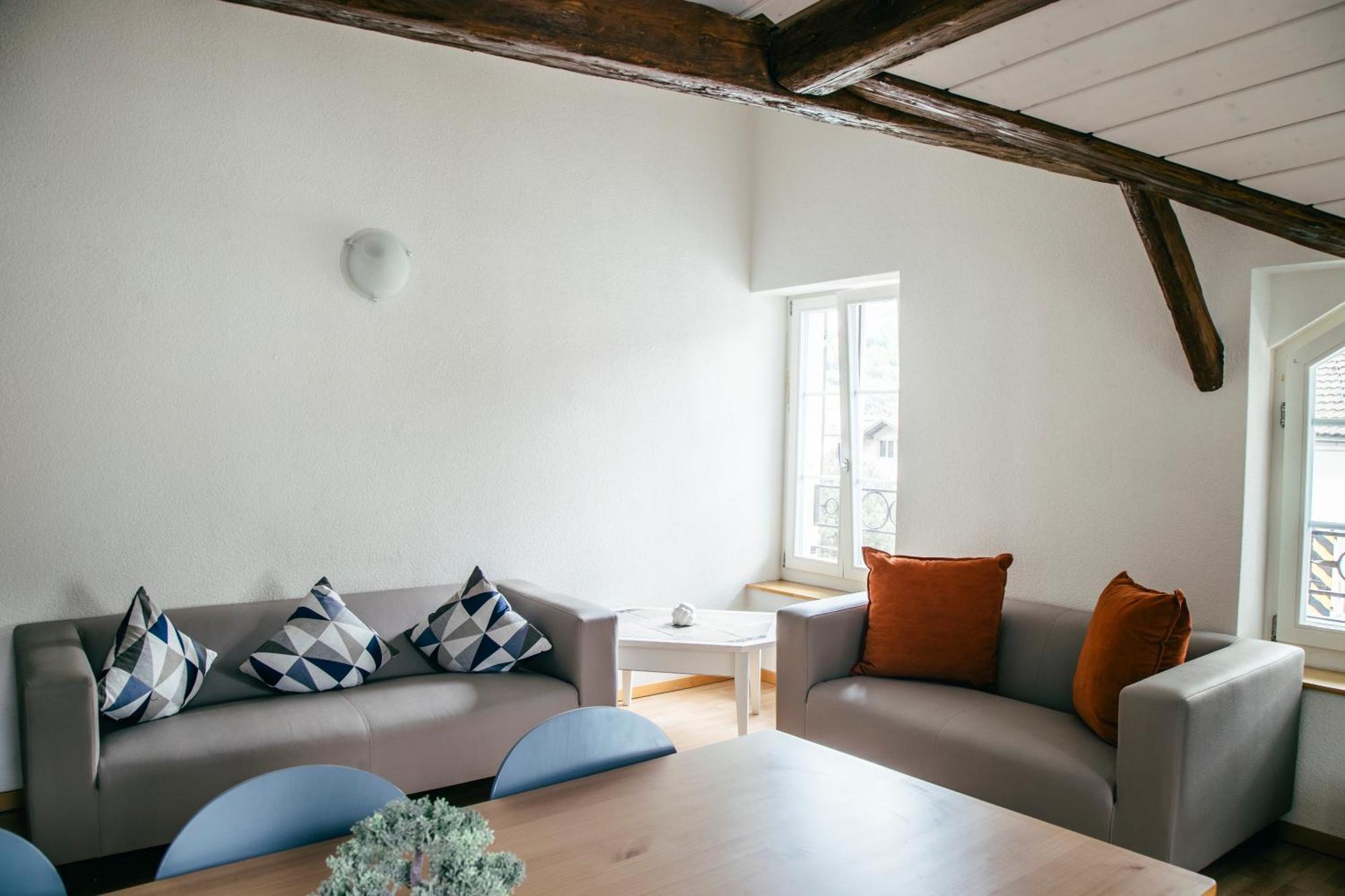 Nimbuzzz Apartments Unterseen Quarto foto